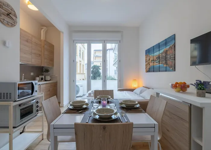 Florence Chich Suite-Hosted By Sweetstay
