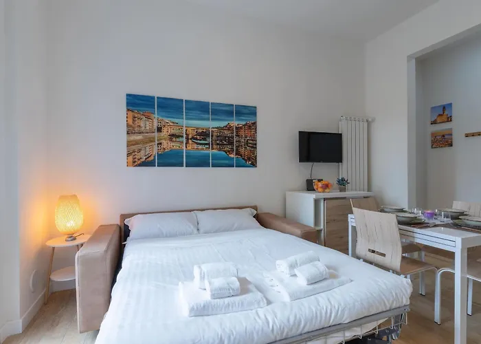 Florence Chich Suite-Hosted By Sweetstay